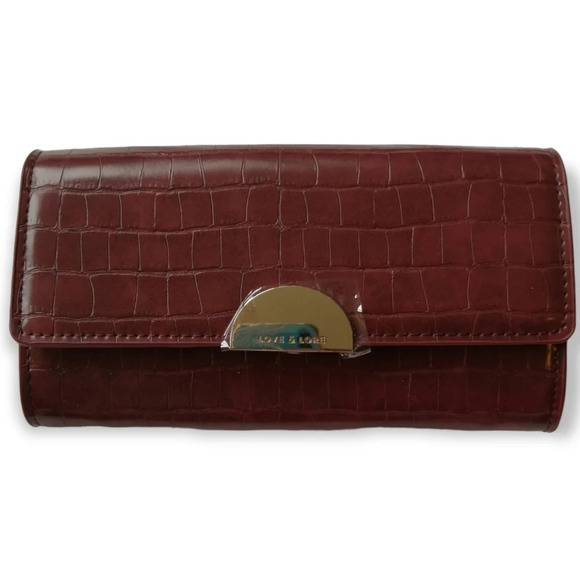 NWT Love & Lore Auburn Croc Vegan Leather Tri Fold Continental Wallet or Clutch - Picture 1 of 16